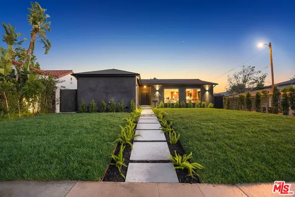 $1,795,000 | 11642 Hartsook Street, Valley Village, CA 91601