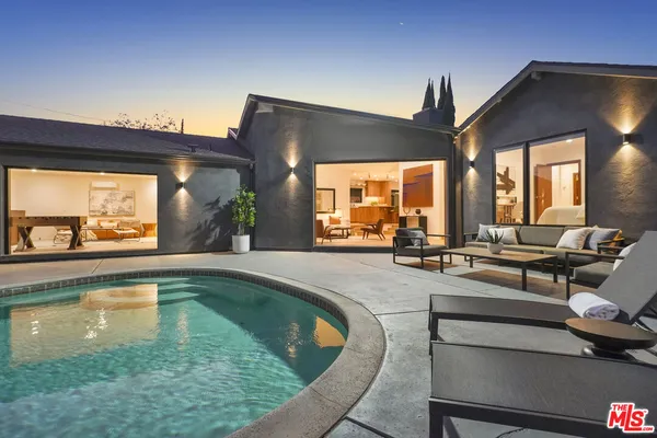 $1,795,000 | 11642 Hartsook Street, Valley Village, CA 91601