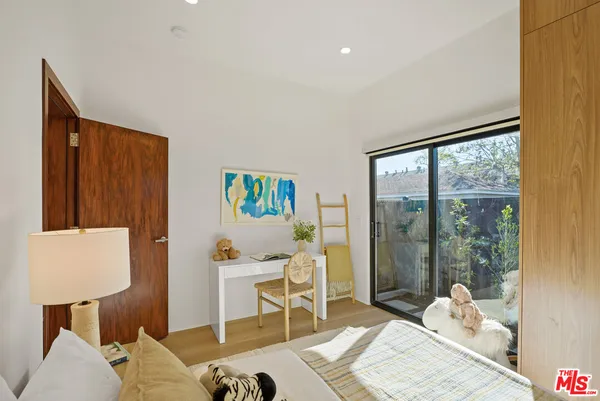 $1,795,000 | 11642 Hartsook Street, Valley Village, CA 91601