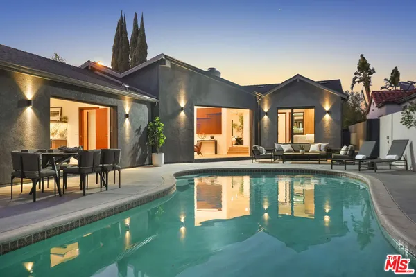 $1,795,000 | 11642 Hartsook Street, Valley Village, CA 91601