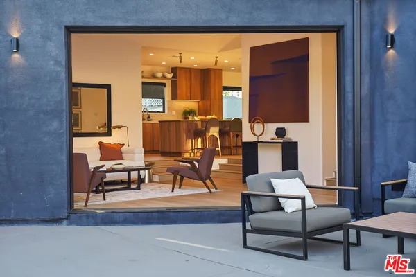 $1,795,000 | 11642 Hartsook Street, Valley Village, CA 91601