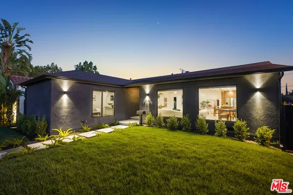 $1,795,000 | 11642 Hartsook Street, Valley Village, CA 91601