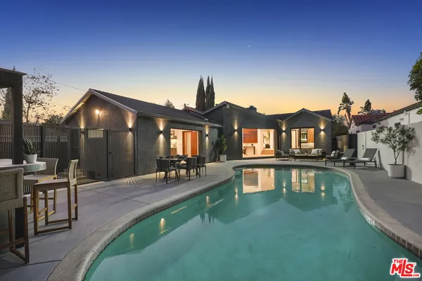 $1,795,000 | 11642 Hartsook Street, Valley Village, CA 91601