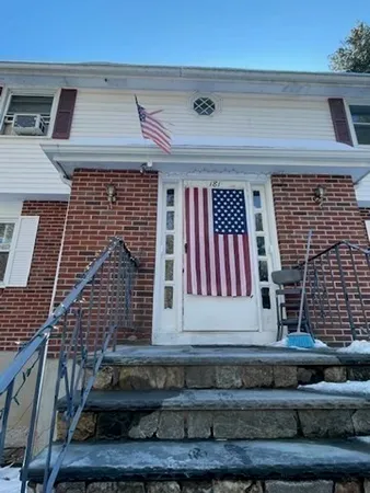 $3,500 | 181 School Street, Unit B, Acton, MA 01720