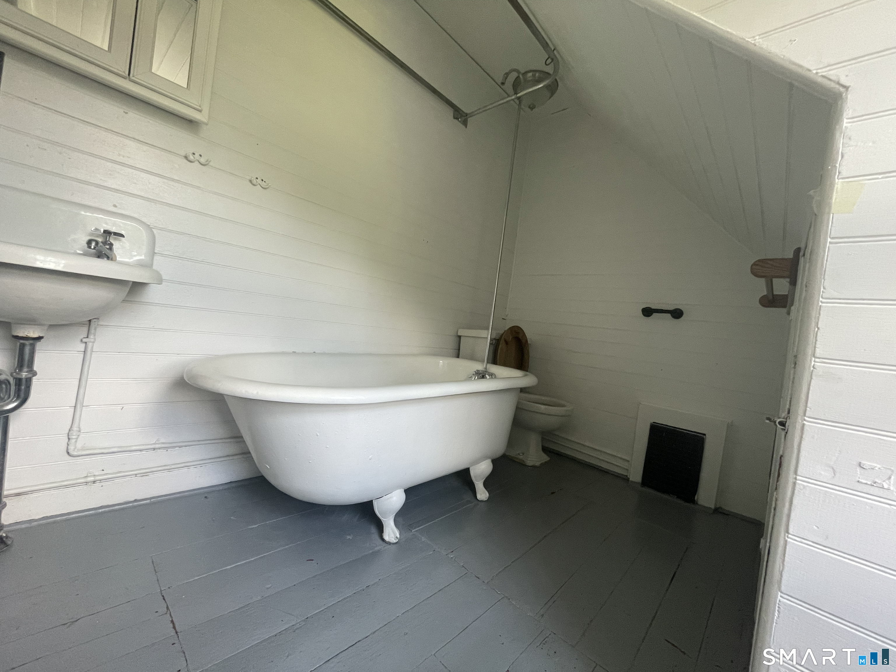 58 Greenwoods Road West Norfolk, CT 06058 - Photo 20 of 24 Third Floor Bathroom