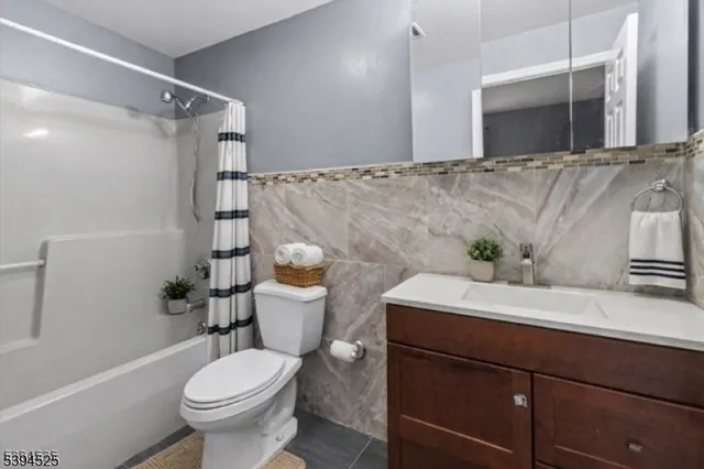 $410,000 | 839 Valley Street, Union, NJ 07088