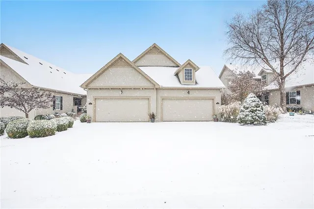 $405,000 | 2105 Northeast 107th Terrace, Kansas City, MO 64155
