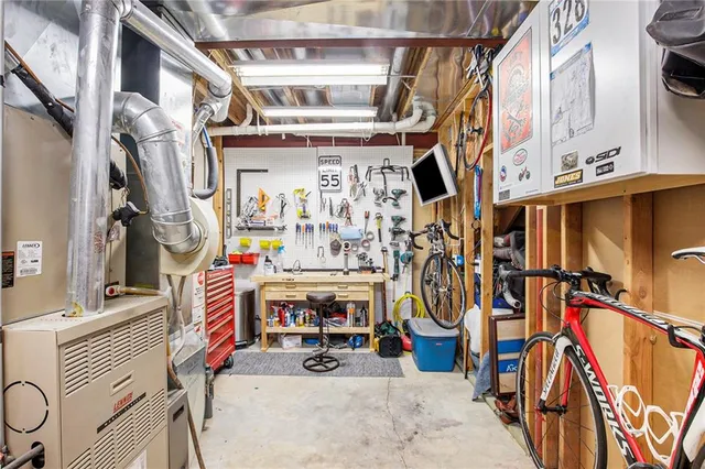 $405,000 | 2105 Northeast 107th Terrace, Kansas City, MO 64155