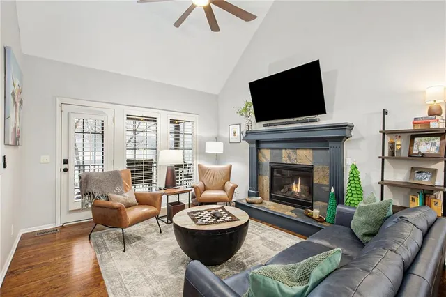 $405,000 | 2105 Northeast 107th Terrace, Kansas City, MO 64155