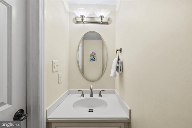 $2,160,000 | 4820 Drummond Avenue, Chevy Chase, MD 20815