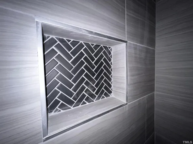 $1,800 | 220 Elizabeth Street, Unit E6, Chapel Hill, NC 27514