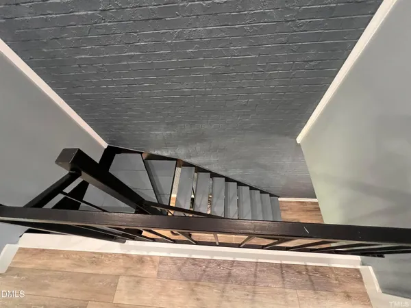 $1,800 | 220 Elizabeth Street, Unit E6, Chapel Hill, NC 27514