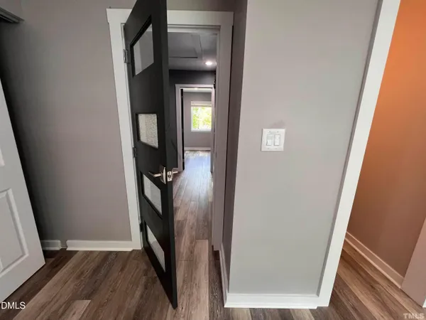 $1,800 | 220 Elizabeth Street, Unit E6, Chapel Hill, NC 27514