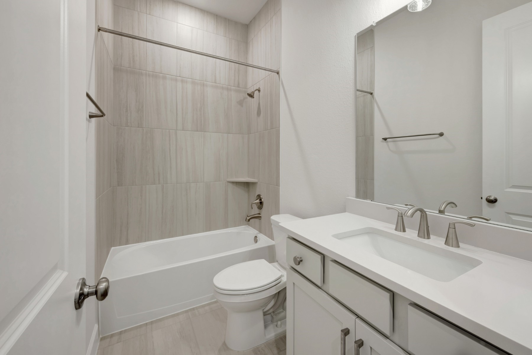 646 Walnut Br Drive Rosenberg, TX 77471 - Photo 23 of 46 a bathroom with a sink a toilet and shower
