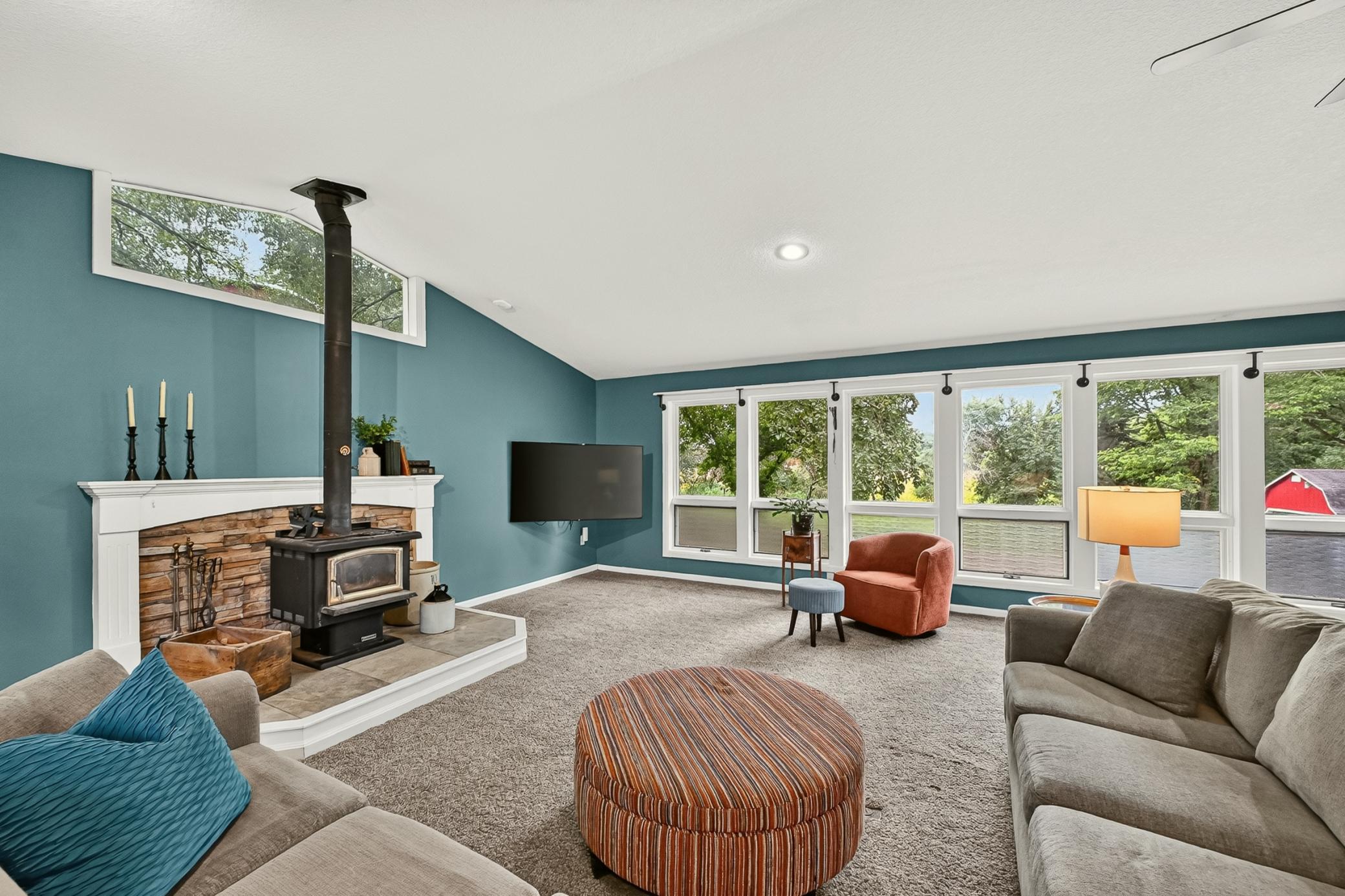 4220 Eastwood Road Southeast Rochester, MN 55904 - Photo 5 of 53 Gallery Image 5