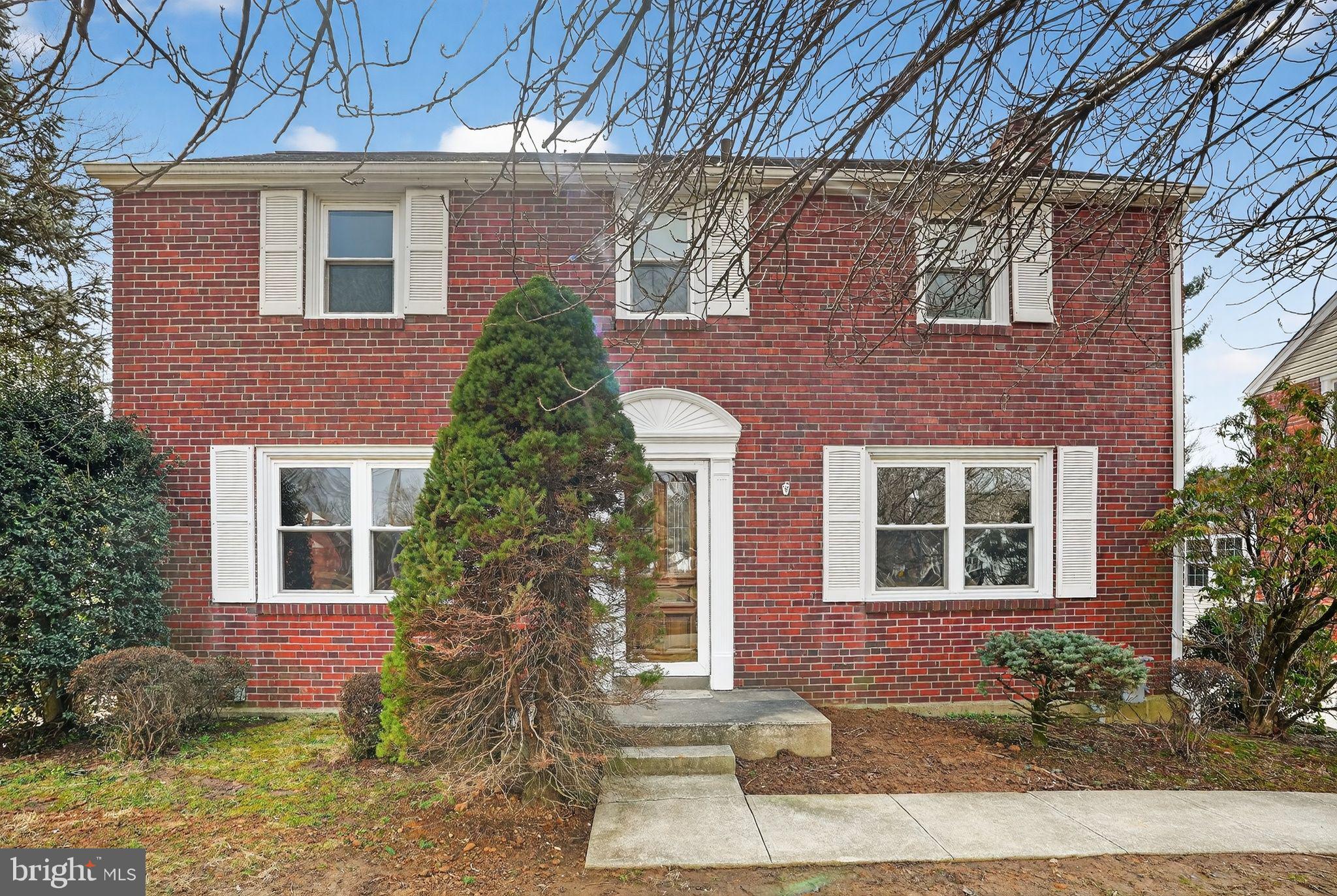 616 Hey Lane Springfield, PA 19064 - Photo 3 of 35 a front view of a house