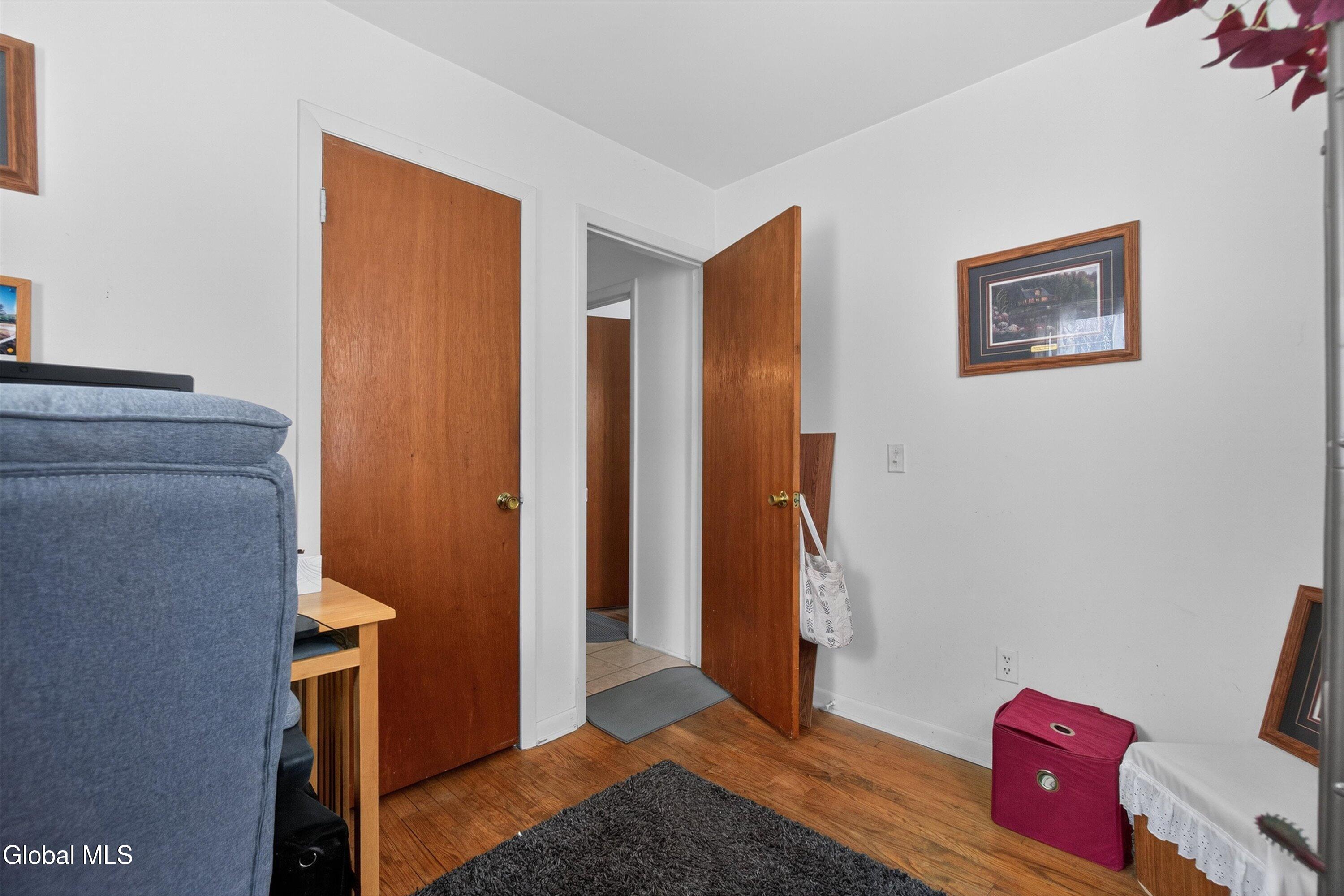 971 Kings Road Colonie, NY 12303 - Photo 16 of 45 26-971 Kings Rd-26