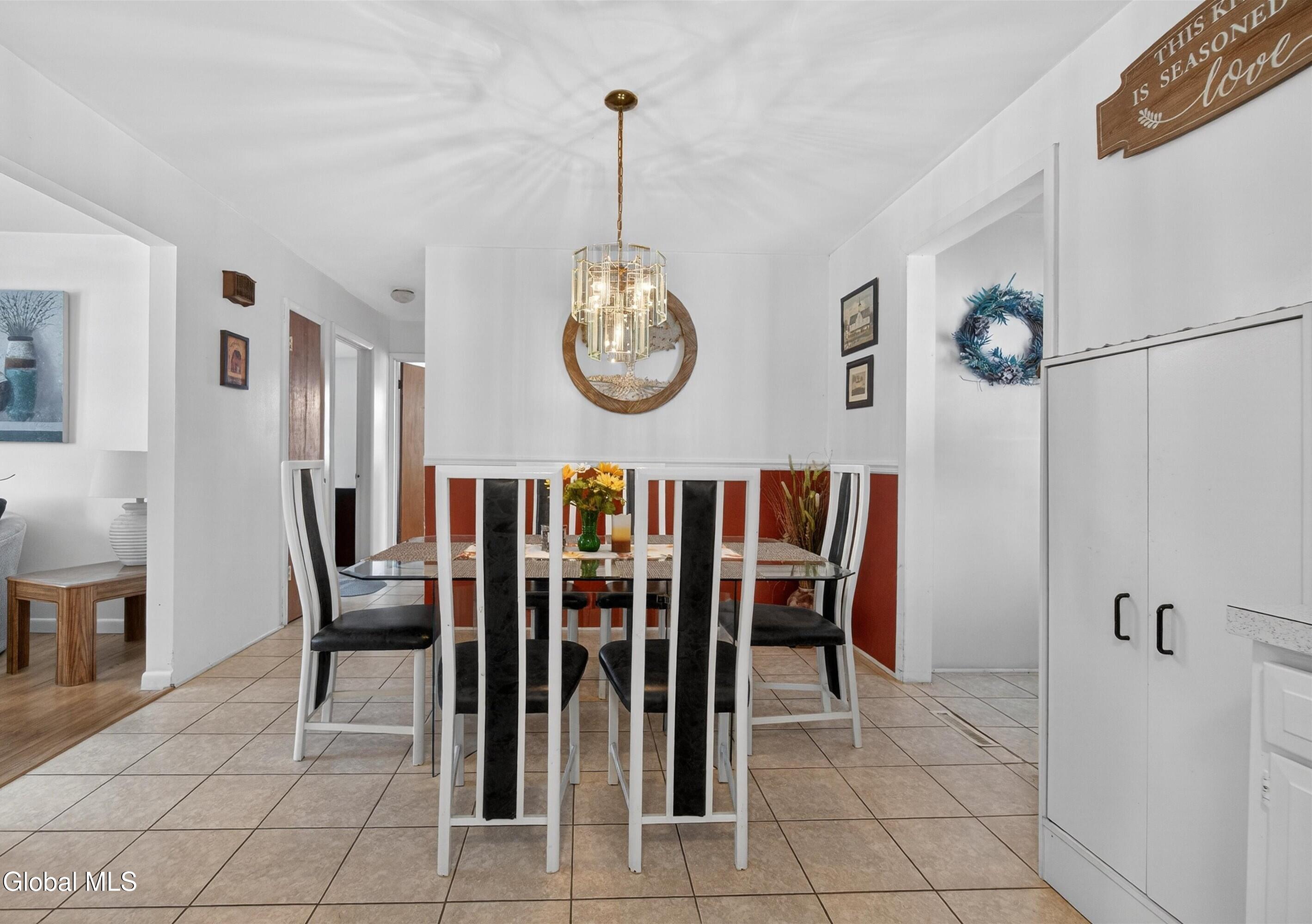 971 Kings Road Colonie, NY 12303 - Photo 5 of 45 19-971 Kings Rd-19