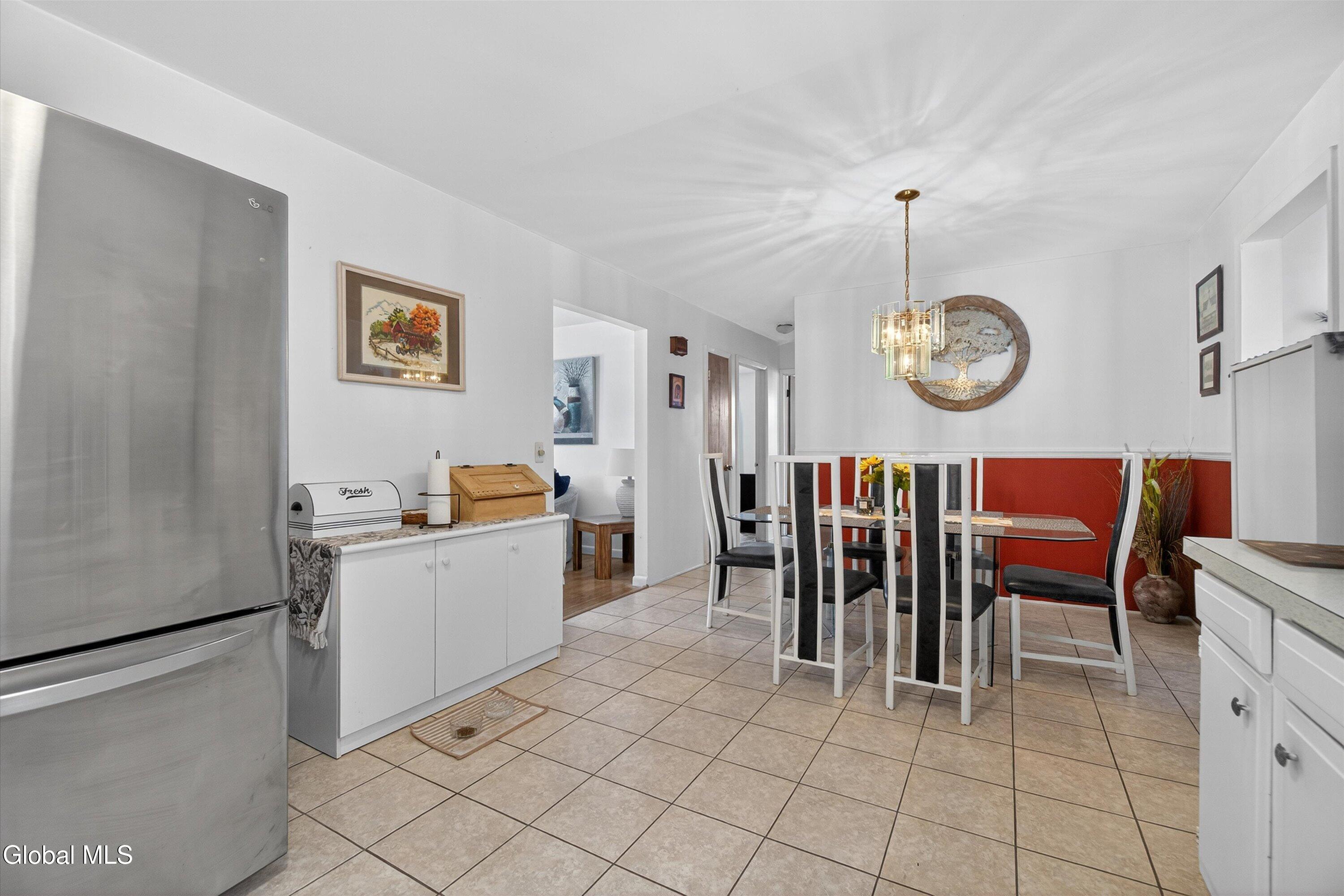 971 Kings Road Colonie, NY 12303 - Photo 8 of 45 18-971 Kings Rd-18