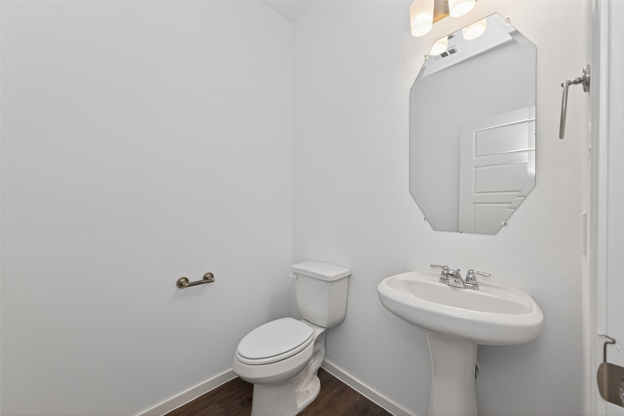 12375 Sunset Canyon Way Willis, TX 77318 - Photo 19 of 40 a bathroom with a sink and a toilet