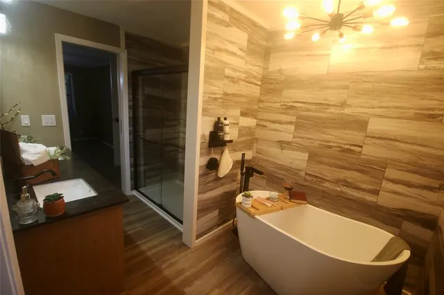 $319,000 | 514 East Linn Street, Huntington, TX 75949