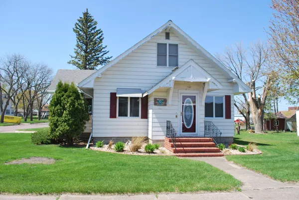 $104,000 | 119 South James Street, Fairmont, MN 56031