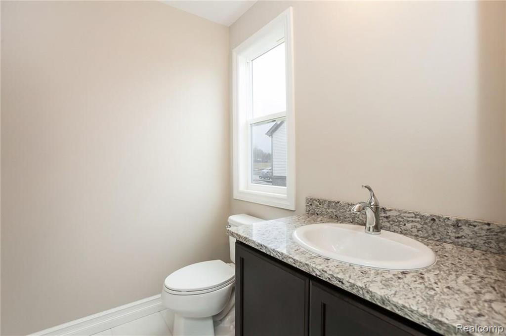 1154 Pembroke Drive Rochester Hills, MI 48307 - Photo 30 of 49
