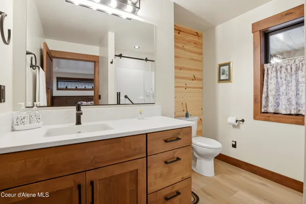 $2,000,000 | 12794 North Boyer Road, Sandpoint, ID 83864