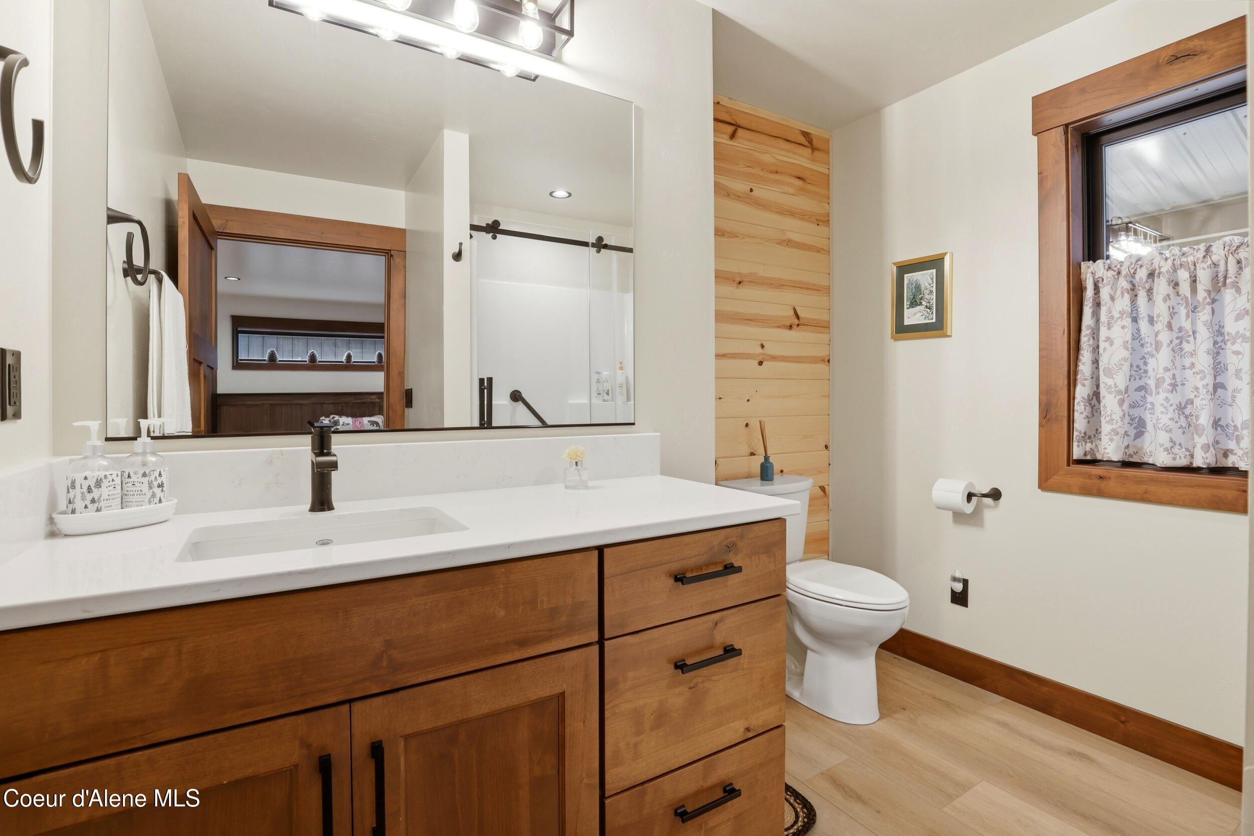 12794 North Boyer Road Sandpoint, ID 83864 - Photo 21 of 110 24_img_5153