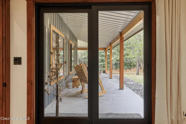 $2,000,000 | 12794 North Boyer Road, Sandpoint, ID 83864