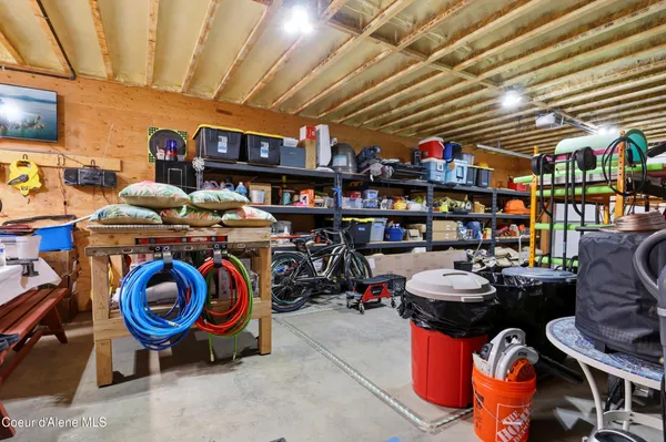 $2,000,000 | 12794 North Boyer Road, Sandpoint, ID 83864