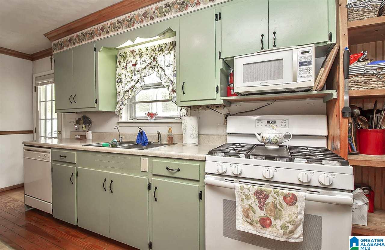 357 Grandview Circle Talladega, AL 35160 - Photo 16 of 27