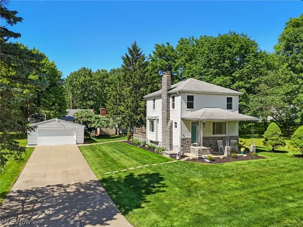$239,900 | 327 Sewell Avenue, Akron, OH 44319