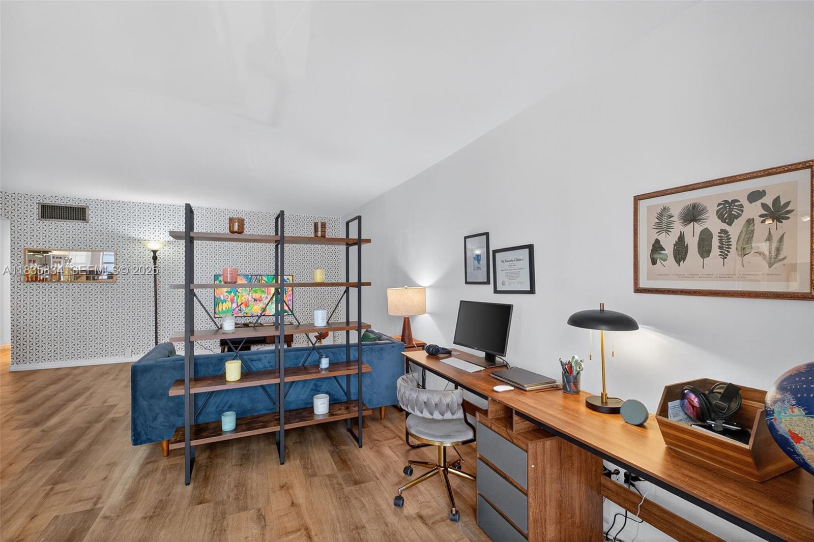 1340 Lincoln Road, Unit 403 Miami Beach, FL 33139 - Photo 11 of 35 Gallery Image 11