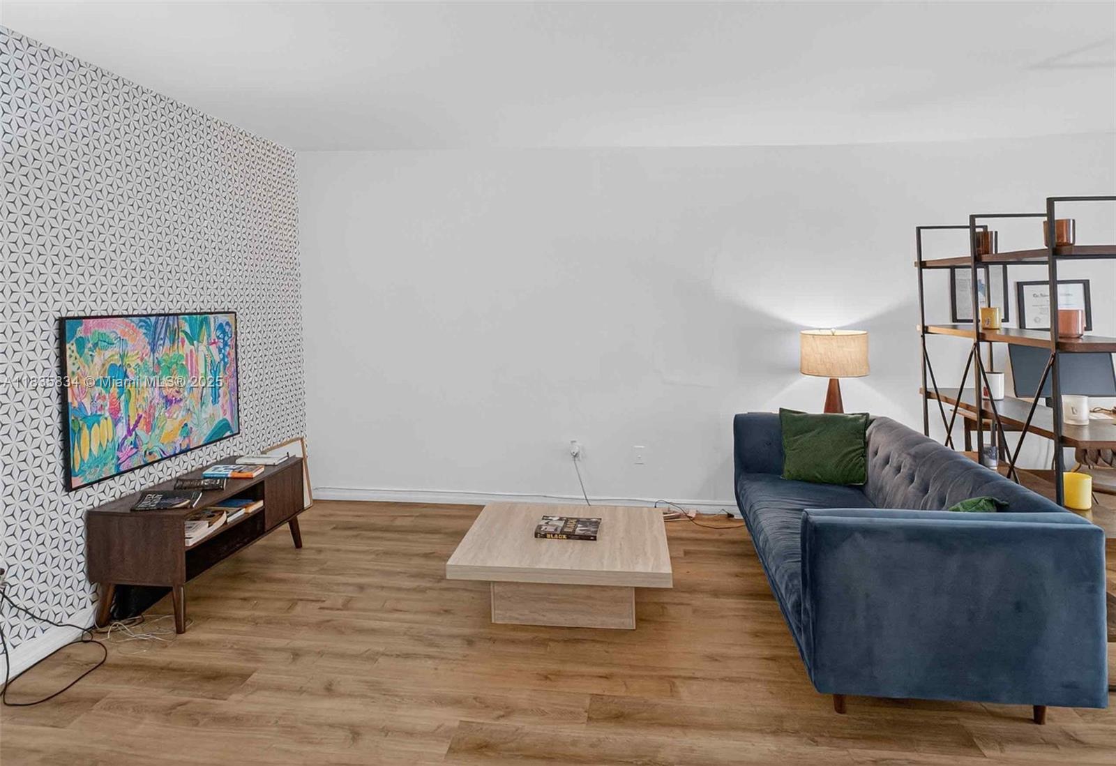 1340 Lincoln Road, Unit 403 Miami Beach, FL 33139 - Photo 14 of 35