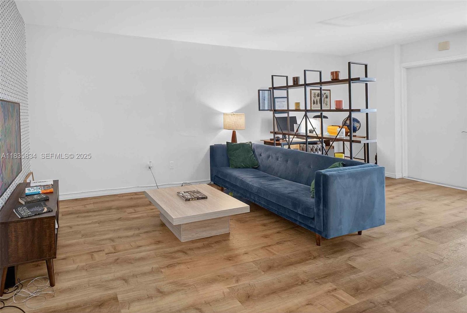 1340 Lincoln Road, Unit 403 Miami Beach, FL 33139 - Photo 4 of 35 Gallery Image 4