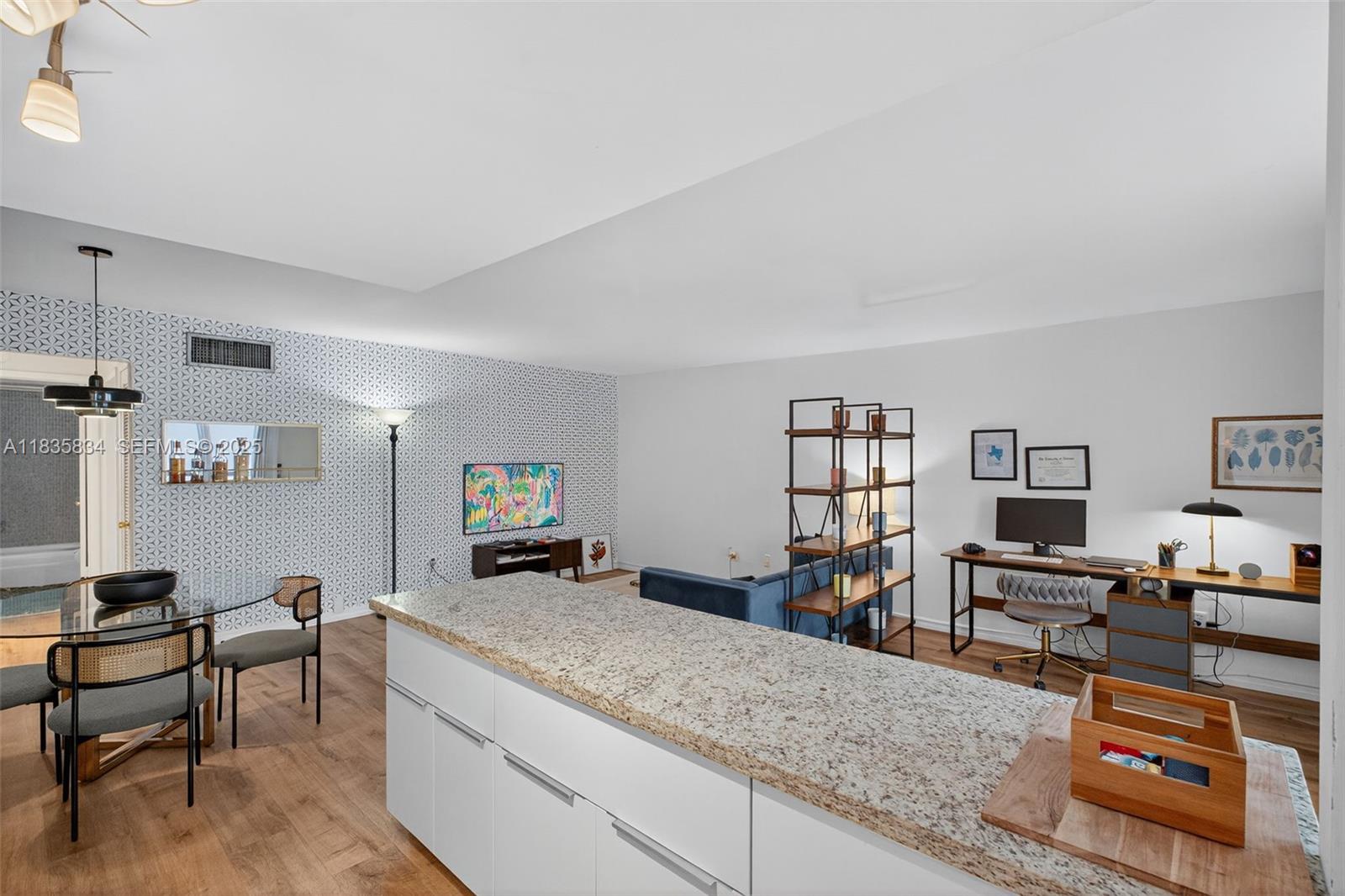 1340 Lincoln Road, Unit 403 Miami Beach, FL 33139 - Photo 6 of 35 Gallery Image 6