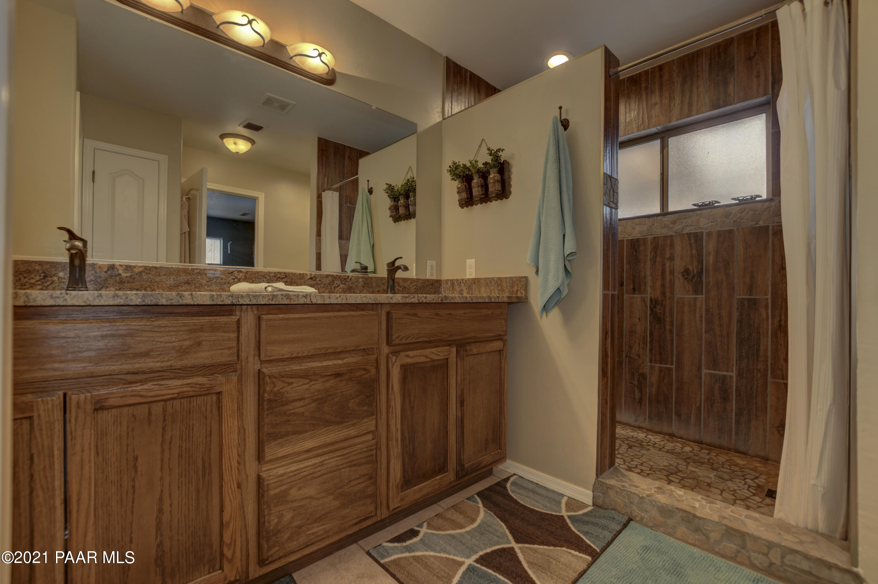 675 North Reed Road Chino Valley, AZ 86323 - Photo 21 of 43 Master Bathroom 1