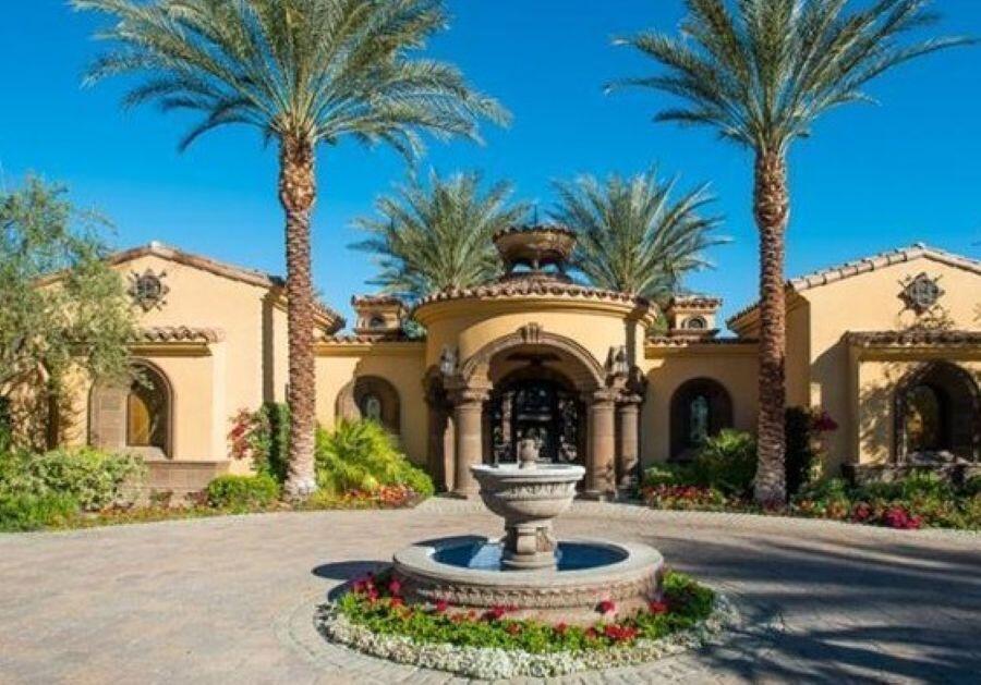 14 Strauss Terrace Rancho Mirage, CA 92270 - Photo 4 of 100 14 Strauss Terrace driveway