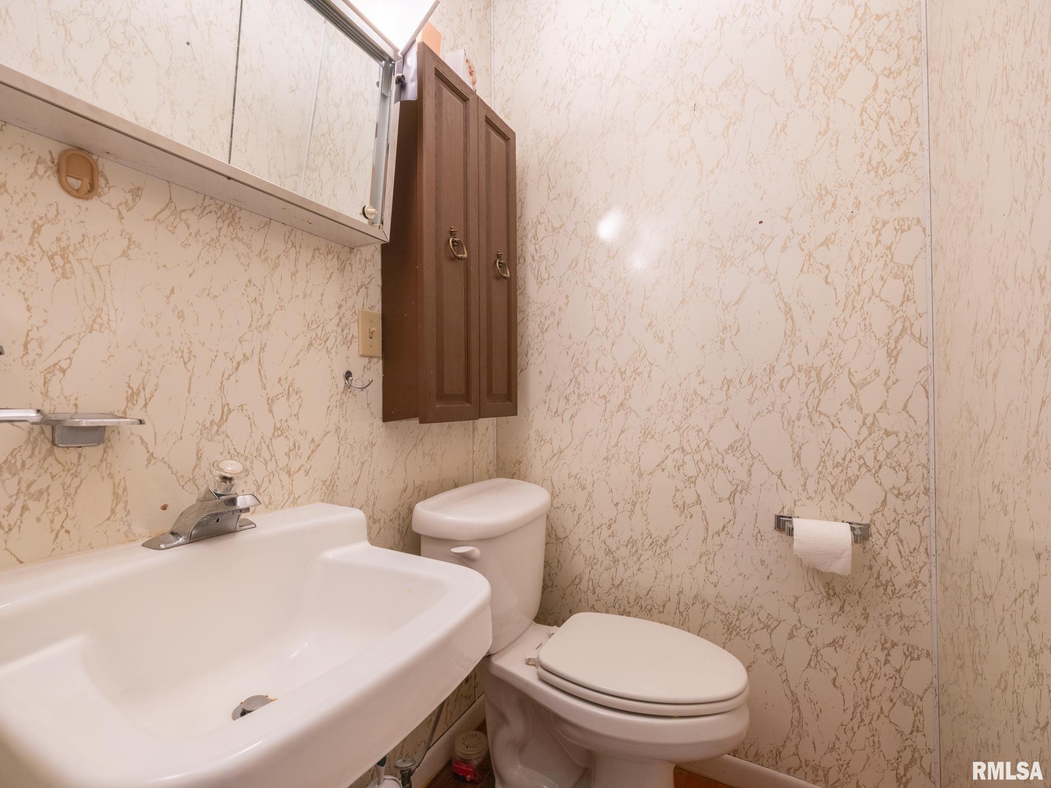 208 West Missouri Street Spring Bay, IL 61611 - Photo 33 of 65