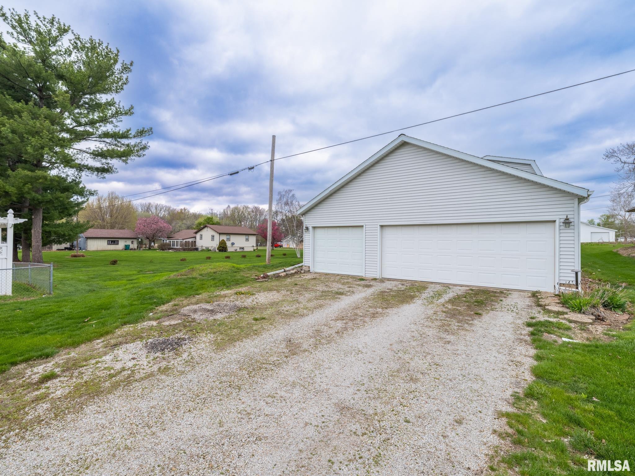 208 West Missouri Street Spring Bay, IL 61611 - Photo 56 of 65