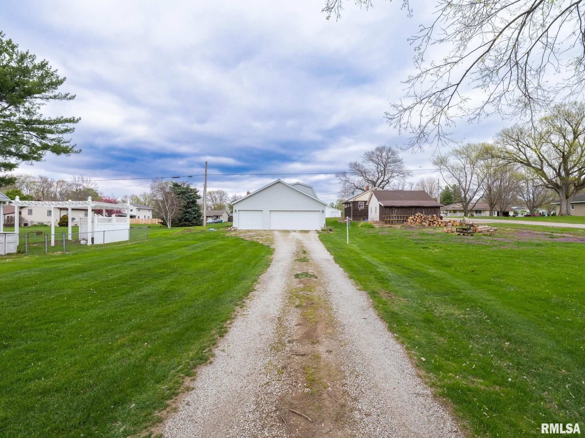 208 West Missouri Street Spring Bay, IL 61611 - Photo 57 of 65