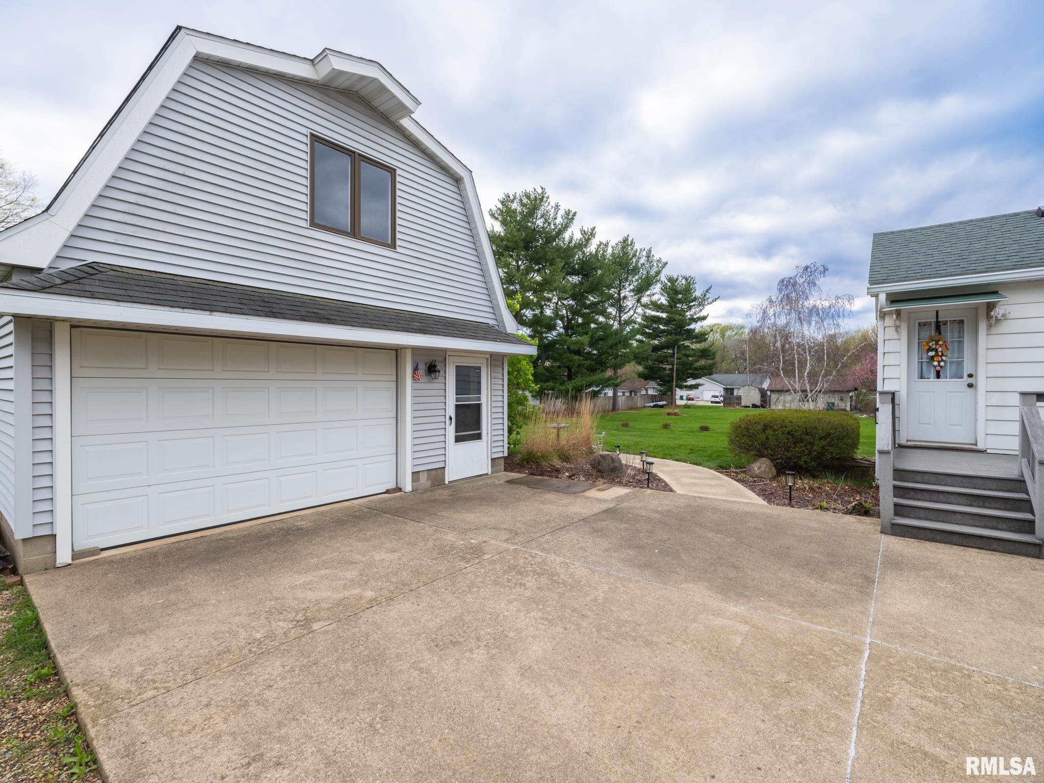 208 West Missouri Street Spring Bay, IL 61611 - Photo 63 of 65