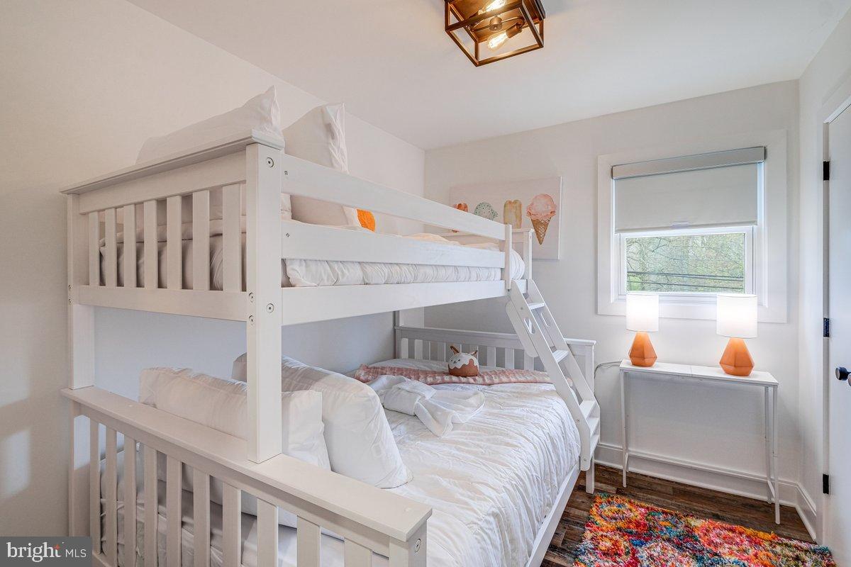 9817 Fernwood Road Bethesda, MD 20817 - Photo 15 of 25