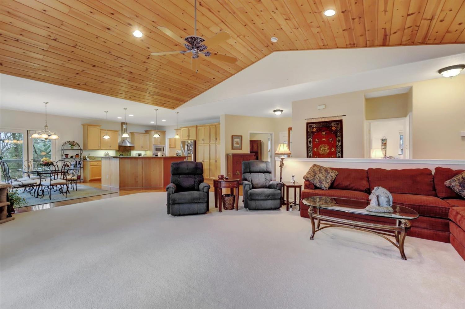 17036 Alice Way Grass Valley, CA 95949 - Photo 6 of 58 a living room with furniture and a table