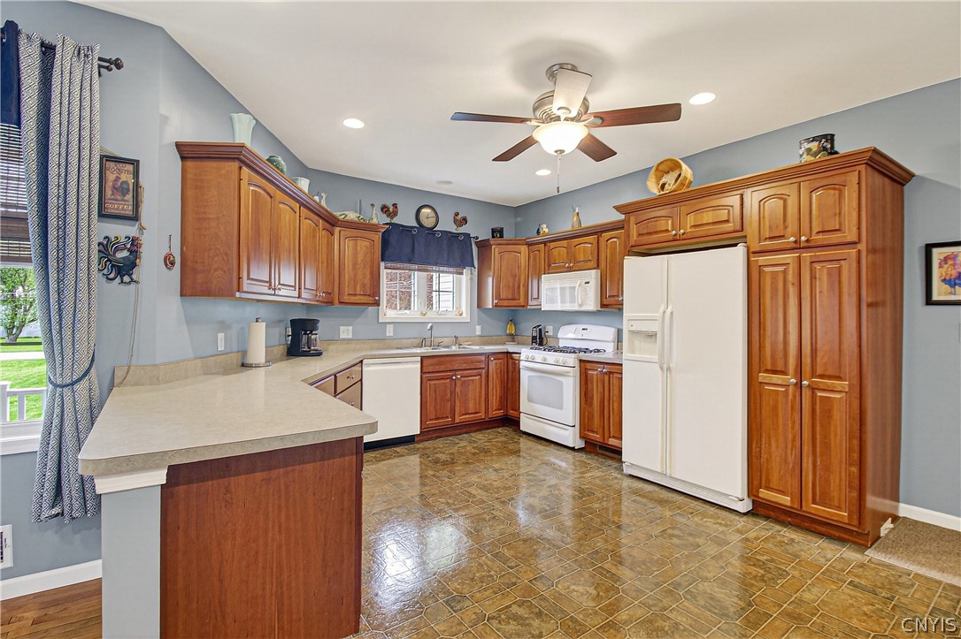 7338 Railroad Street Marcy, NY 13469 - Photo 22 of 41