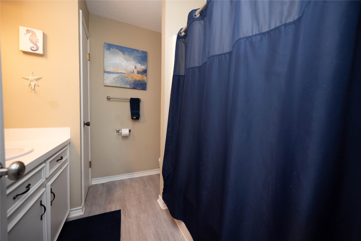 4729 Jolly Roger Road Jamaica Beach, TX 77554 - Photo 27 of 45 a view of a hallway