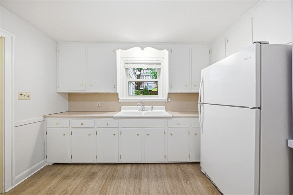 33 Harvard Street, Unit 2 Arlington, MA 02476 - Photo 26 of 41
