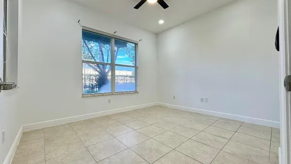 $4,500 | 1759 Northwest 124th Way, Unit 1759, Pembroke Pines, FL 33028
