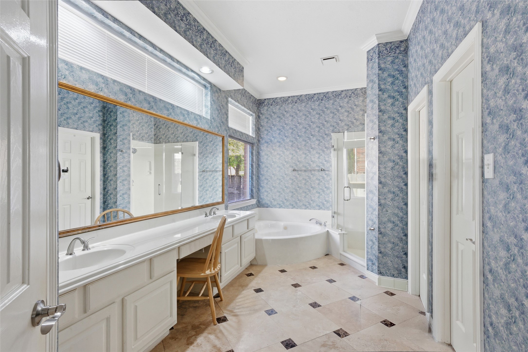 4411 Cedar Ridge Trail Houston, TX 77059 - Photo 22 of 32 a bathroom with a sink a toilet and shower